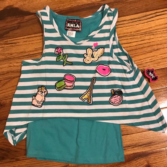 NWT 🍦Treats Top 🍿PRICE IS FIRM 🎉 - Picture 6 of 6